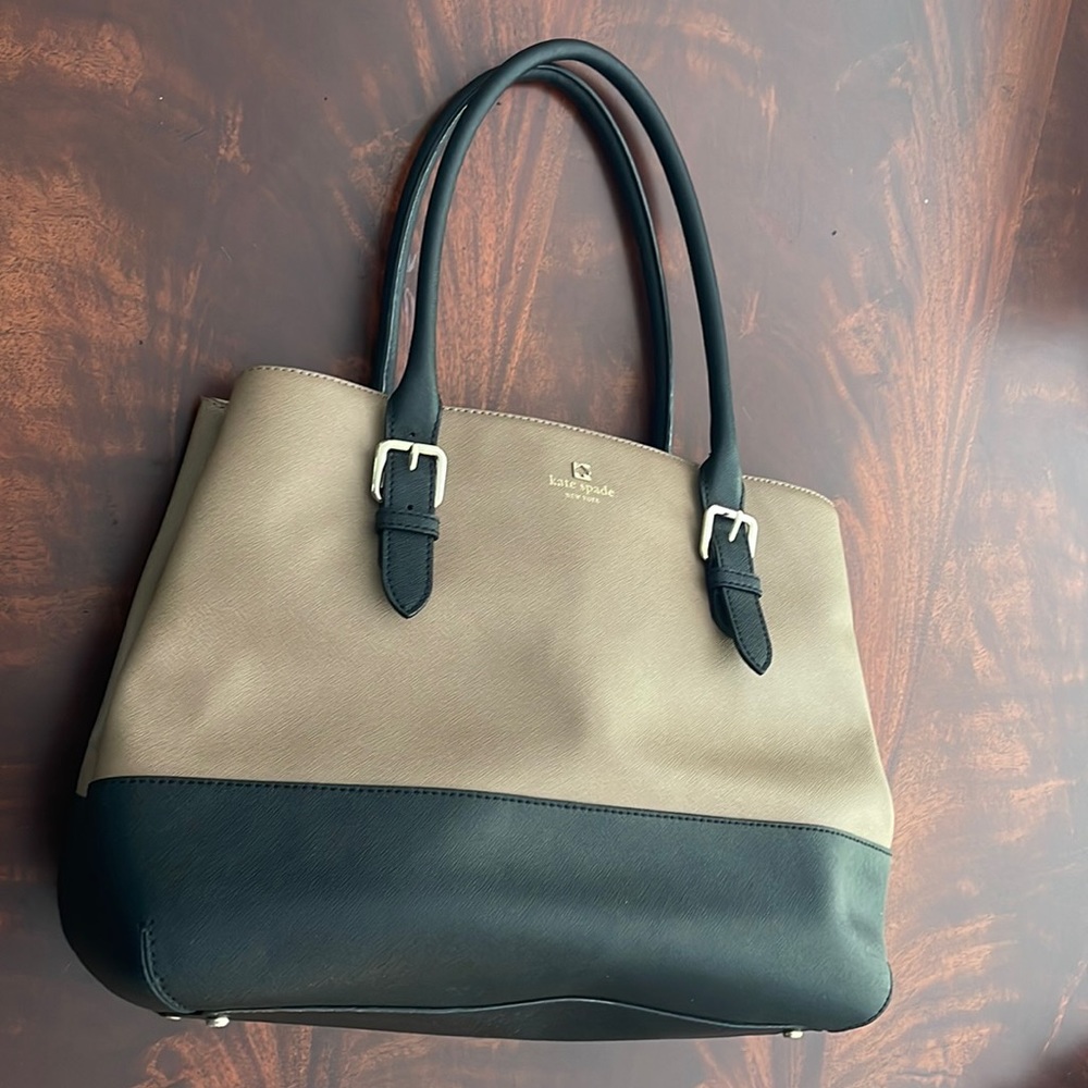Kate Spade New York Airel Cove Street Saffiano Leather Tan and Black Large Tote